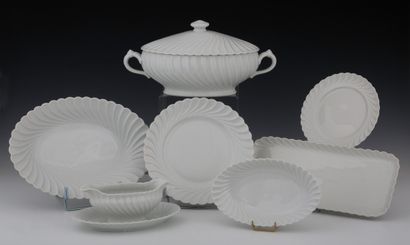HAVILAND - LIMOGES - PART OF TABLE SET 55...
