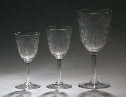 BACCARAT- MODELE MOLIERE - SERVICE DE VERRES...