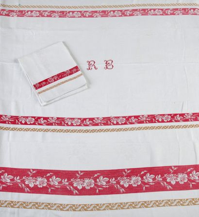 NAPPE RECTANGULAIRE ET SES 6 SERVIETTES en...