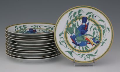 HERMES-LIMOGES - MODELE TOUCANS - 12 ASSIETTES...