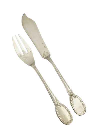 IMPORTANTE MENAGERE DE COUVERTS ET COUTEAUX...