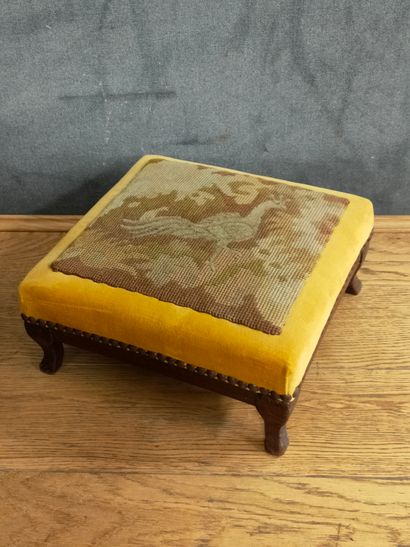 CHAUFFEUSE Circa 1860-1880 à piétements en...