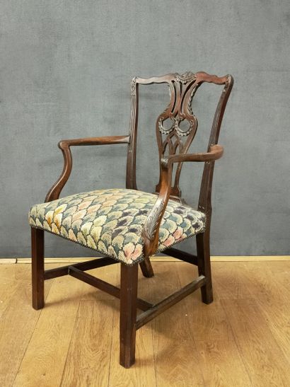 FAUTEUIL A DOSSIER AJOURE - Angleterre Epoque...