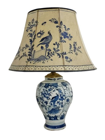 4 LAMPES des XIX et XXème Siècles comprenant...