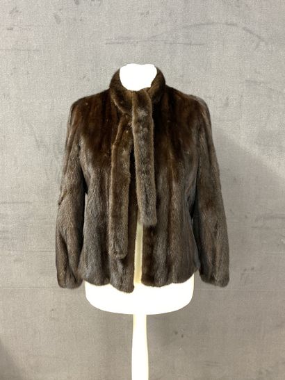 Veste en Vison scanbrown, col cravate, simple...