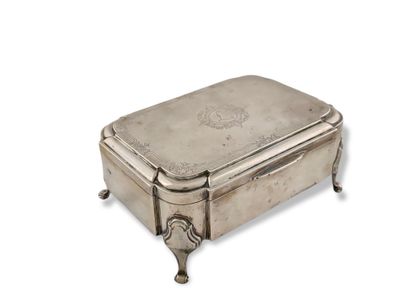 MONTURE DE COFFRET de forme mouvementée sur...