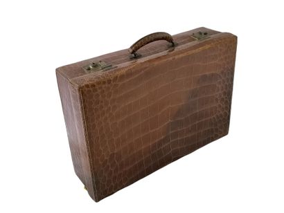 2 VALISES DE DEUX TAILLES - Angleterre Circa...