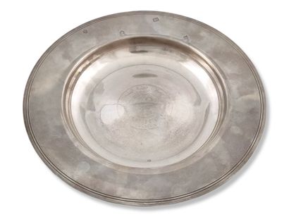COUPE RONDE, CADEAU DIPLOMATIQUE, Angleterre...