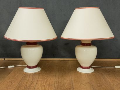 PAIRE DE LAMPES BALUSTRE Modernes en céramique...