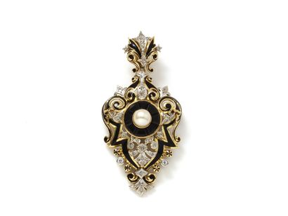 
Broche pendentif en or 750 et platine 850...