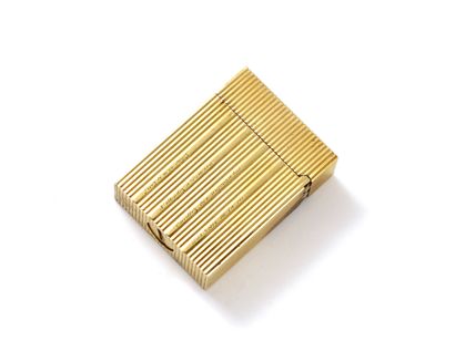 Briquet à gaz en or 750 millièmes et métal,...
