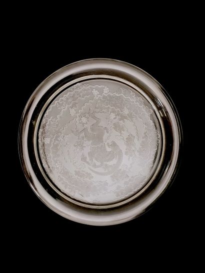 CRISTALLERIE LALIQUE - ROUND PLATFORM in...
