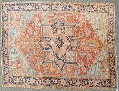 HERIZ RUG (cotton warp and weft, wool pile),...