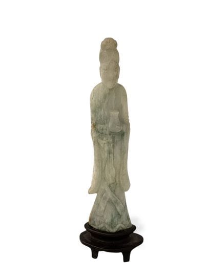 CHINE XXème Siècle

SUJET en jadéite représentant...