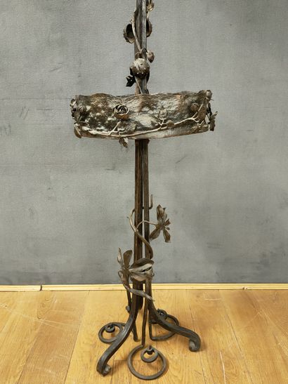 LAMPADAIRE FORMING A GARDEN of Art Nouveau...