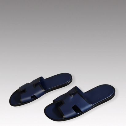 HERMES Paris made in Italy - PAIR OF SANDALS...