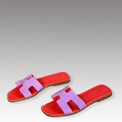 HERMES Paris made in Italy - PAIR OF SANDALS...