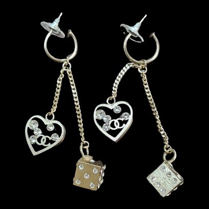 CHANEL by Karl Lagerfeld - Fall/Winter 2005-2006...