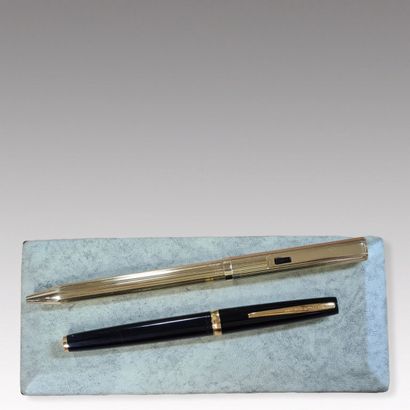 WATERMAN AND ANONYMOUS - Lot composed of...
