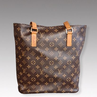 Louis VUITTON year 2005 - 