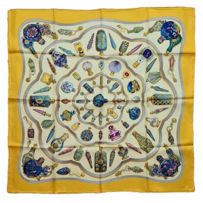 HERMES Paris made in France - CARRE in silk...