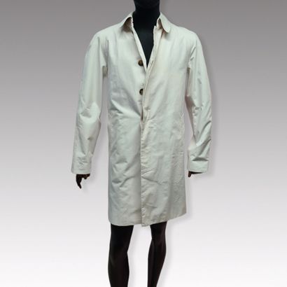 BURBERRY - Men's raincoat in white cotton...