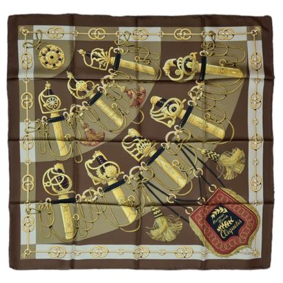 HERMES Paris made in France - CARRE in silk...