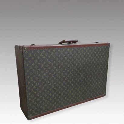 Louis VUITTON avenue Marceau n° 905129, Lock...