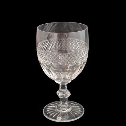 SAINT-LOUIS - Model TRIANON - VASE in white...
