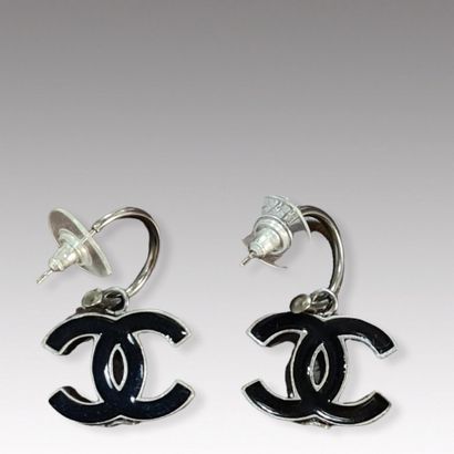 CHANEL by Karl Lagerfelds - Fall/Winter 2004-2005...