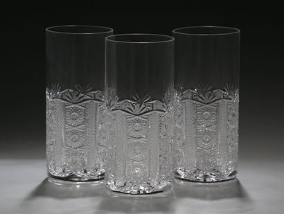SUITE DE 10 VERRES A LONG DRINK en cristal...