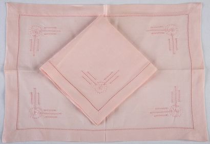 SET OF 7 TABLES AND 7 TOWELS in pink linen...