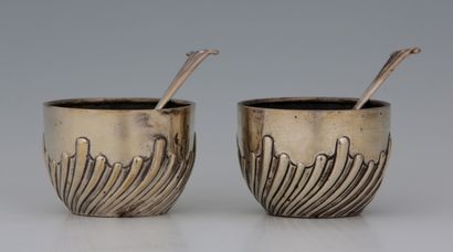 PAIR OF ROUND SALTSHELLS AND THEIR SALT PEEL...