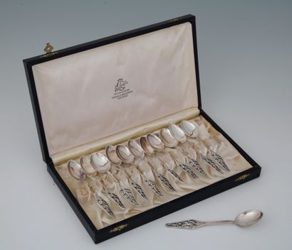 SET OF 12 MOKA SPOONS in silver 830 Millièmes...