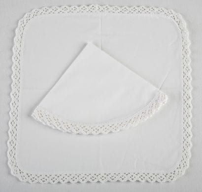 SET OF 6 TABLE SET AND 6 ROUND TABLE TOWELS...
