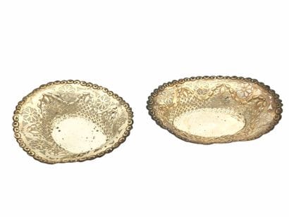 PAIR OF SMALL OVAL LADIES in silver 800 Millièmes...