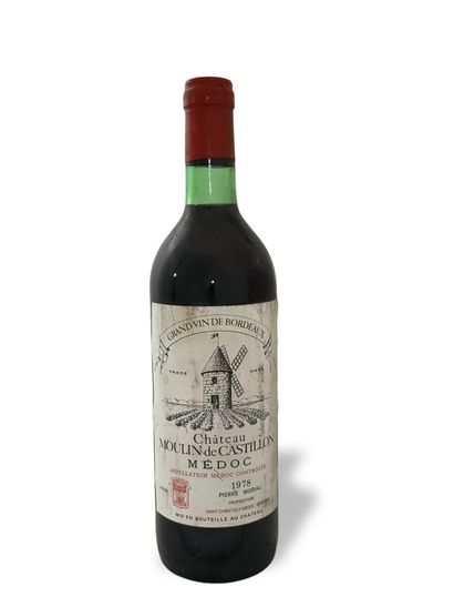 12 BOTTLES MOULIN DE CASTILLON MEDOC 1978

(stained...