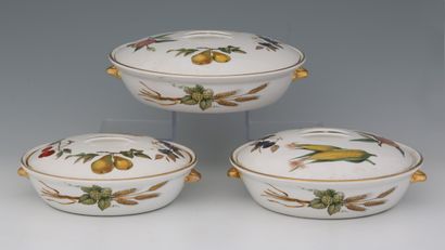ROYAL WORCESTER - 3 ROUND COUVER LEGUMIERS...