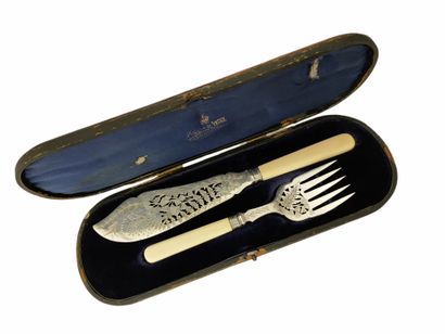 MAPPIN WEBB silver-plated metal FISH SAVER...