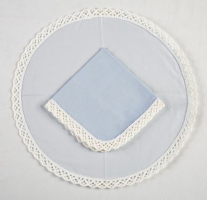 SET OF 6 TABLE SET AND 6 ROUND TOWELS in...