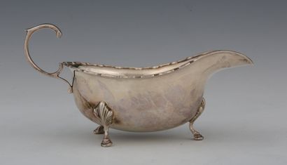 SAUCIERE with a moving edge in silver 800...