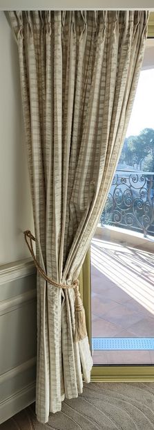 PAIRE DE RIDEAUX, coton gaufré rayé beige...