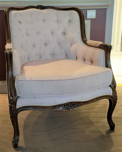 BERGERE de Style Louis XV en bois naturel,...