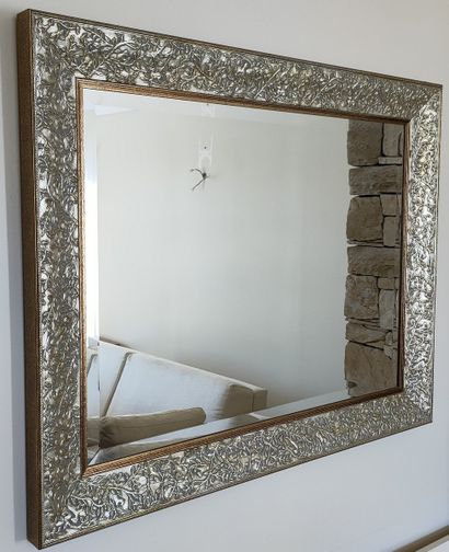 MIROIR CONTEMPORAIN à encadrement en bois...