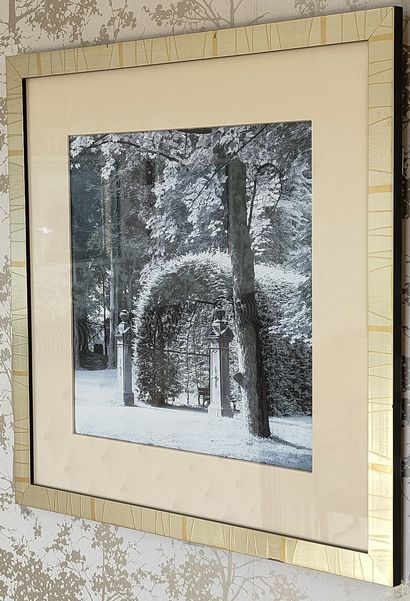CINQ REPRODUCTIONS ENCADREES de photos des...