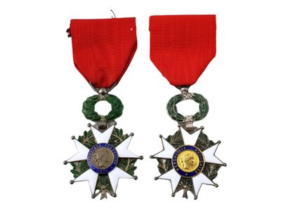 FRANCE, ORDRE DE LA LEGION D’ ONNEUR

DEUX...