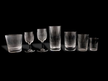 BACCARAT - NANCY MODEL - SET OF 7 RED WINE...