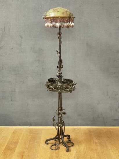 LAMPADAIRE FORMING A GARDEN of Art Nouveau...