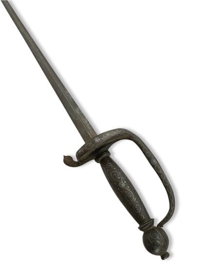 EPEE DE VENERIE

Monture en fer entièrement...