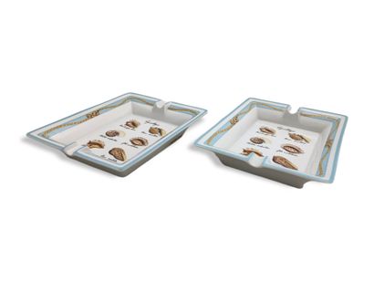 HERMES PARIS - PAIR OF ASHTRAYS in white...